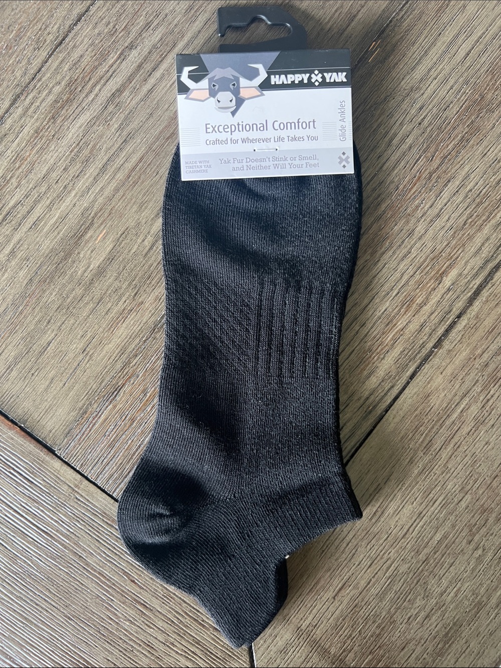 NWT Happy Yak Black Glide Ankle Socks - Large - Exceptional Comfort